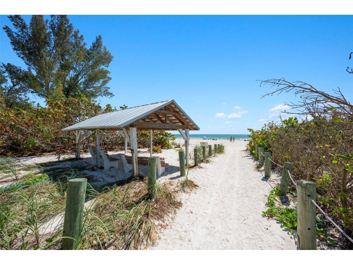 204 75th Street Holmes Beach FL 34217 A4672818 image7