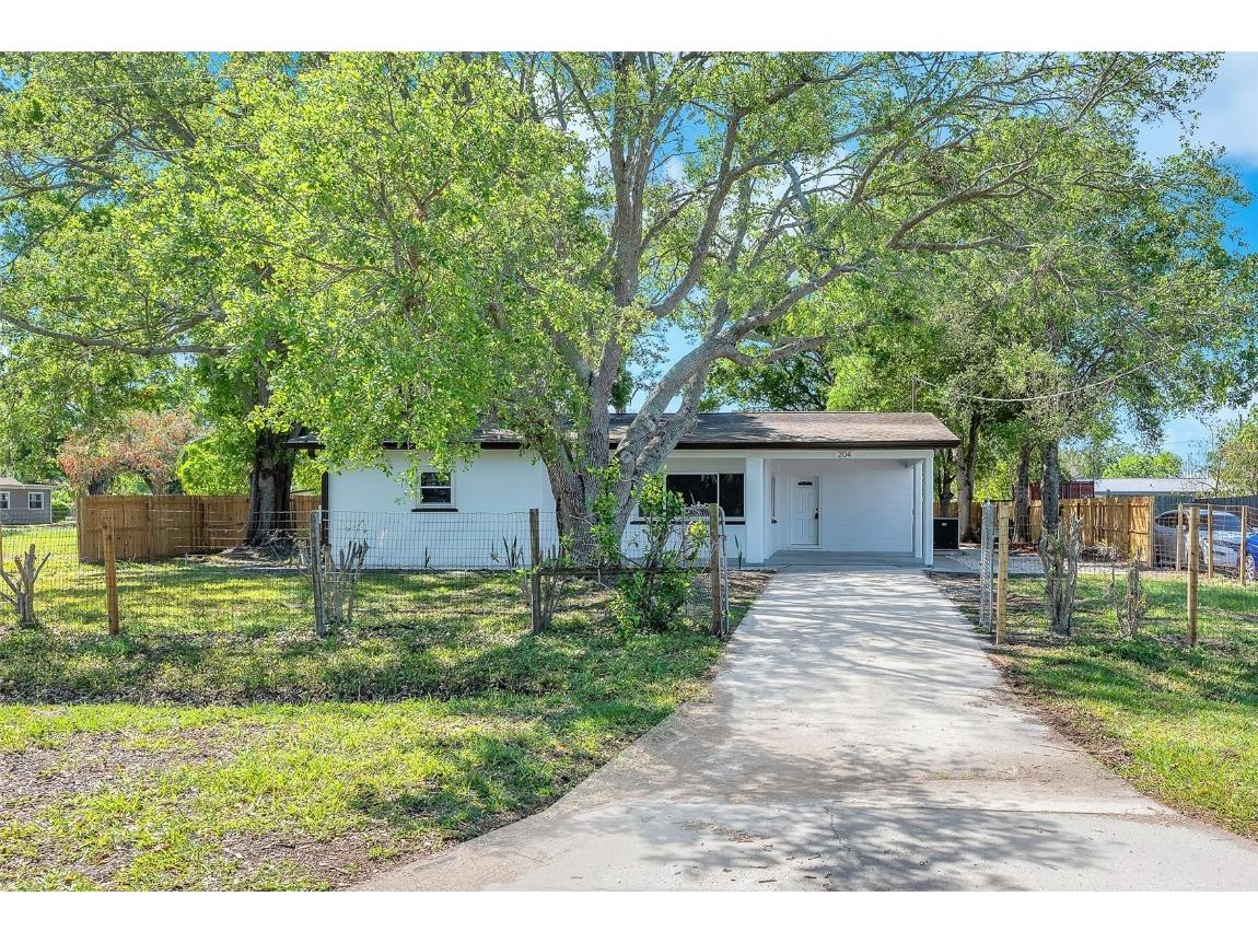 204 7th Avenue NW Ruskin FL 33570 TB8363983 image1