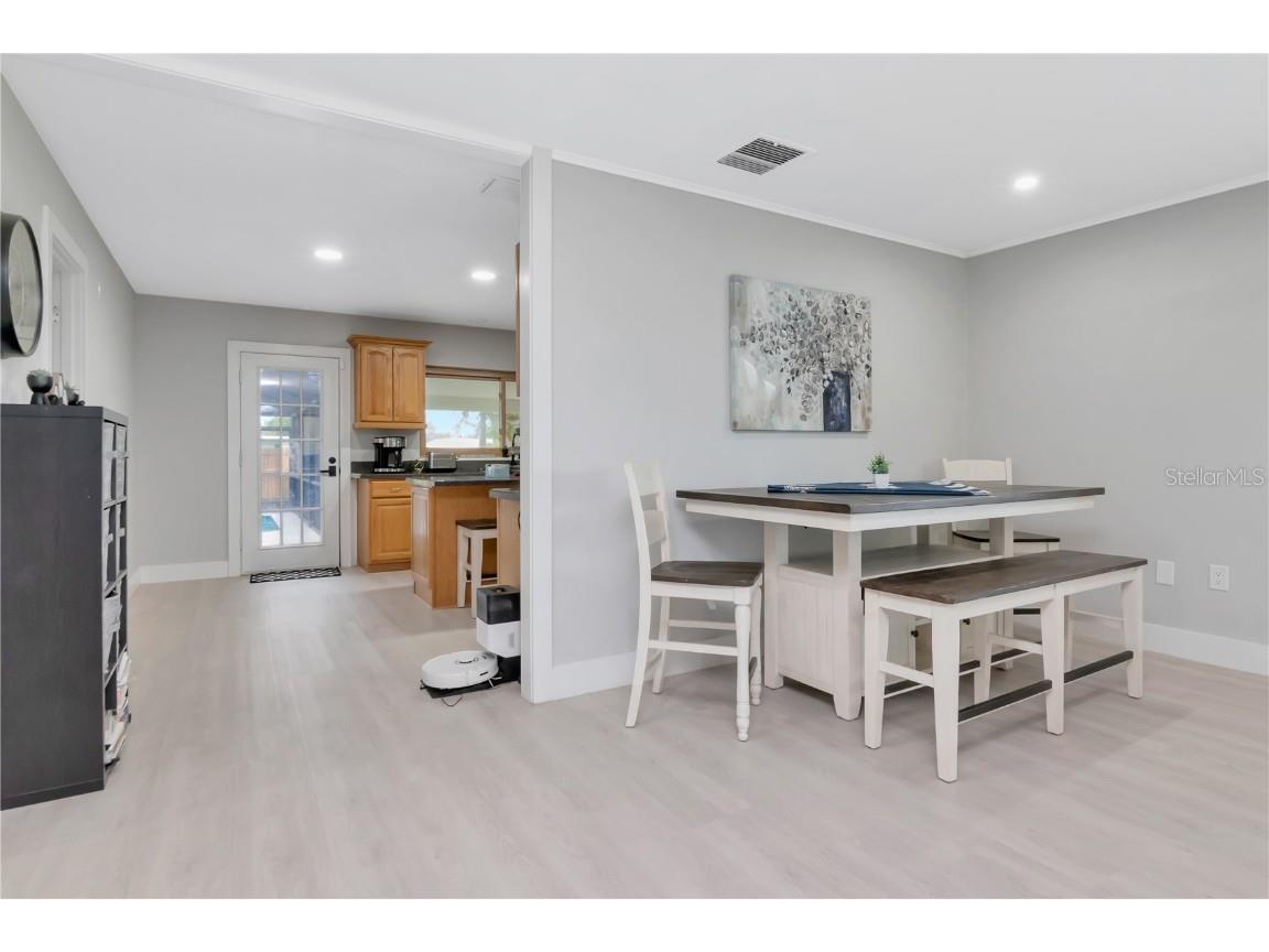 204 7th Avenue NW Ruskin FL 33570 TB8425783 image10