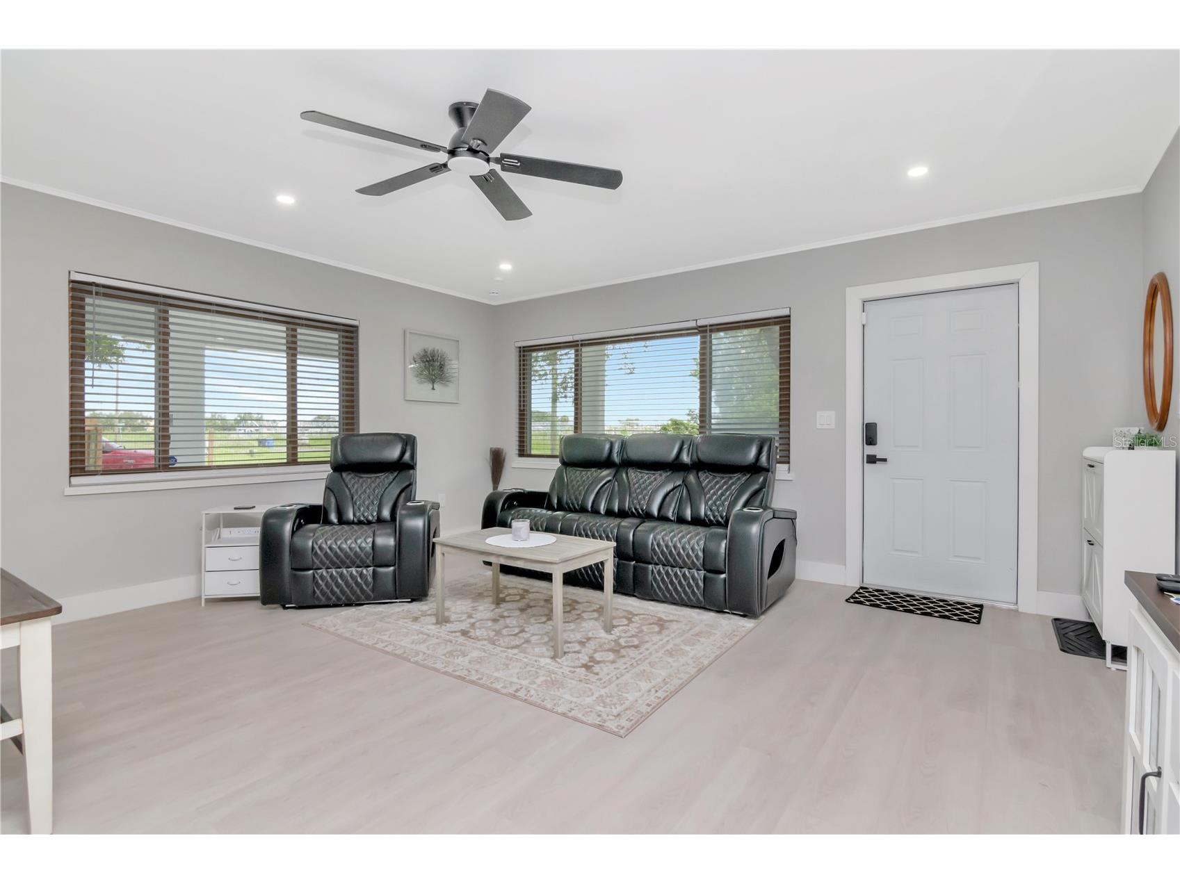 204 7th Avenue NW Ruskin FL 33570 TB8483132 image4