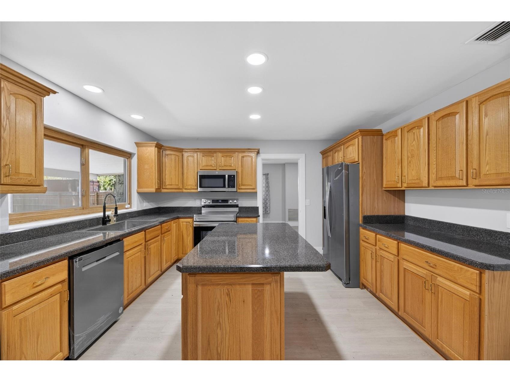204 7th Avenue NW Ruskin FL 33570 TB8505074 image24