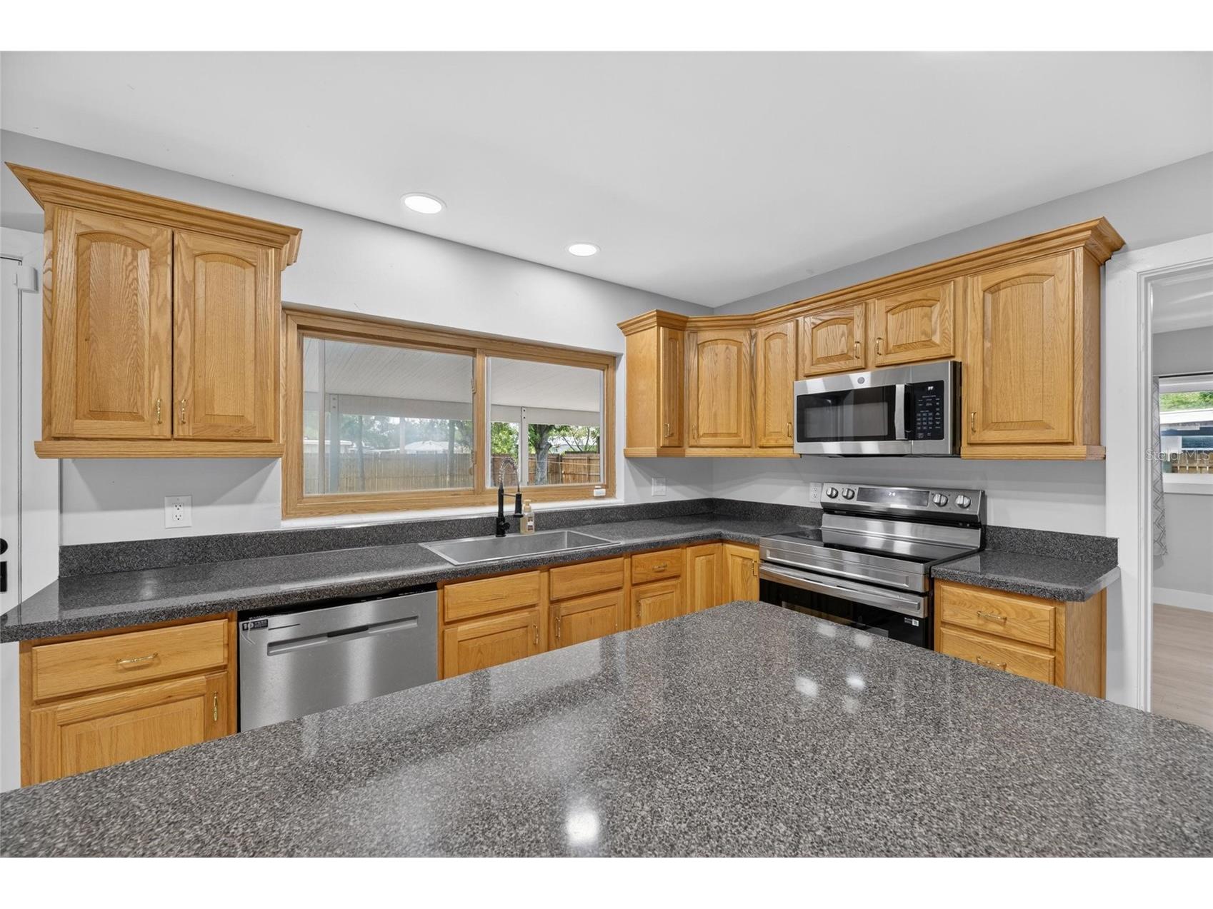 204 7th Avenue NW Ruskin FL 33570 TB8505074 image29