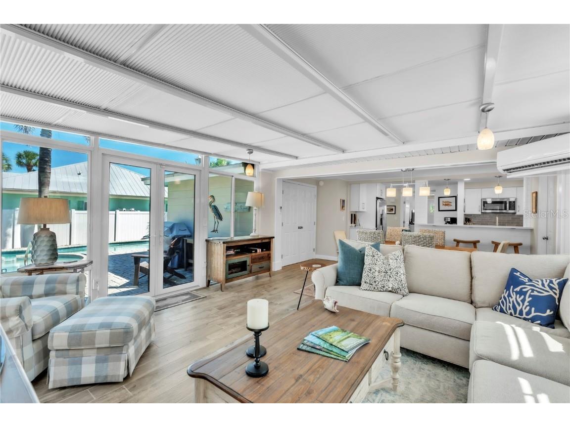 204 83rd Street Holmes Beach FL 34217 A4668093 image11