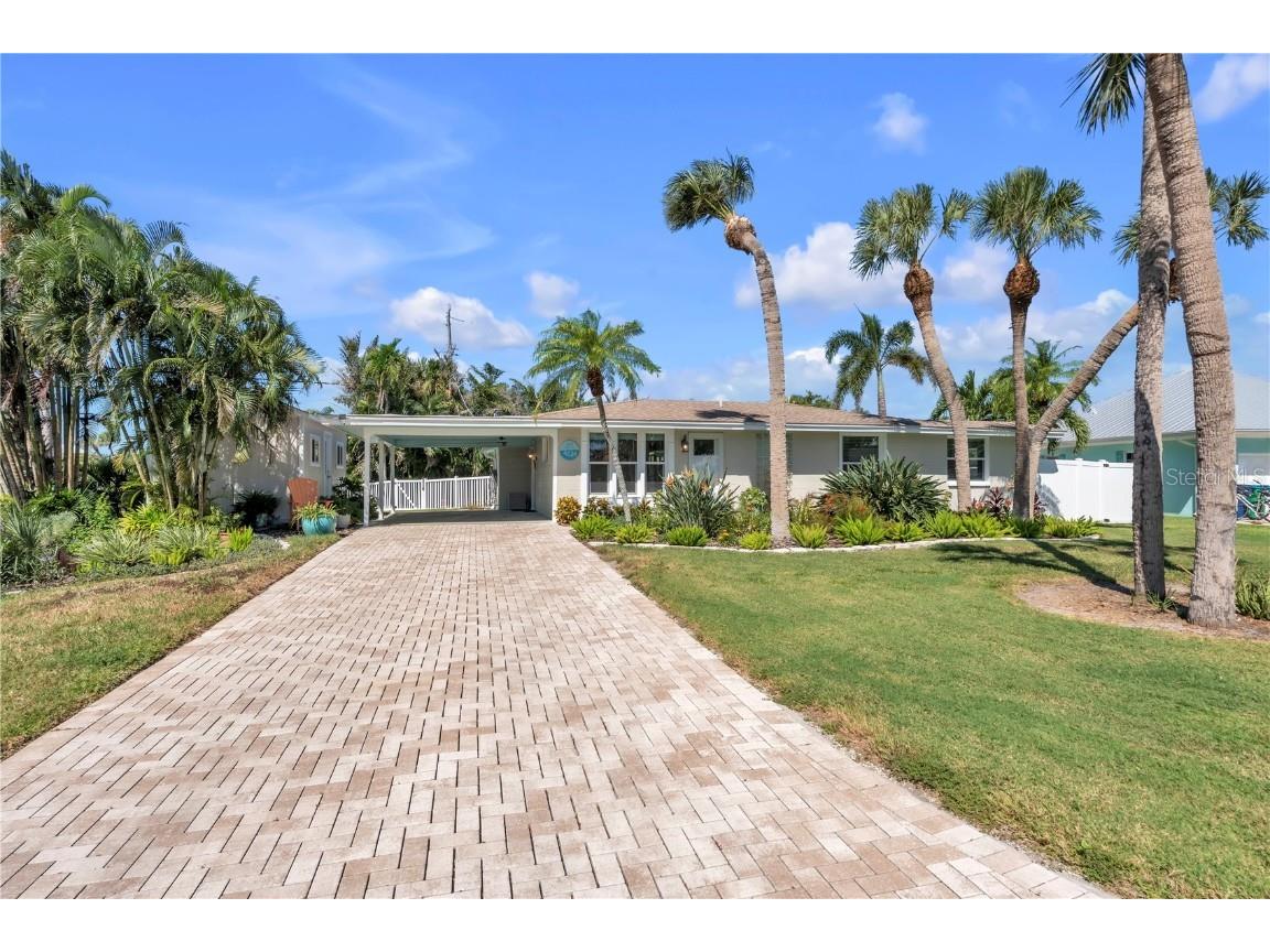 204 83rd Street Holmes Beach FL 34217 A4668093 image2