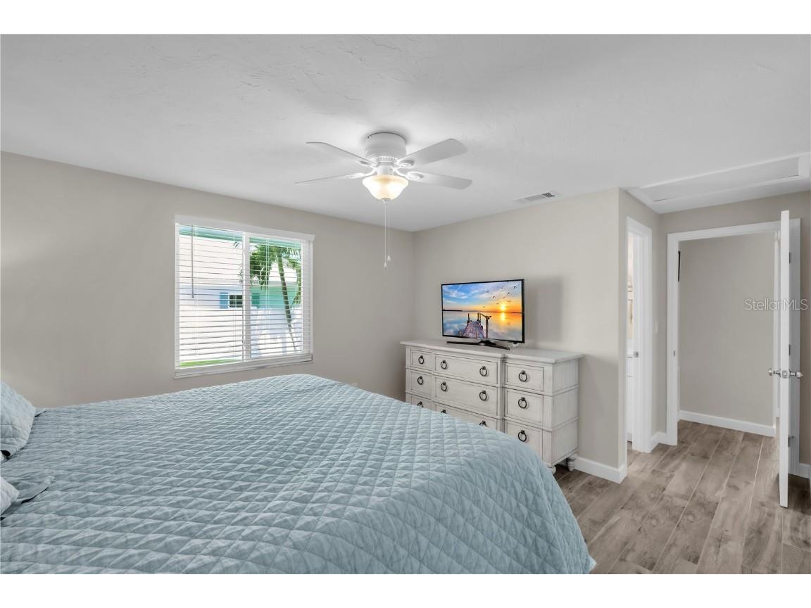 204 83rd Street Holmes Beach FL 34217 A4668093 image21