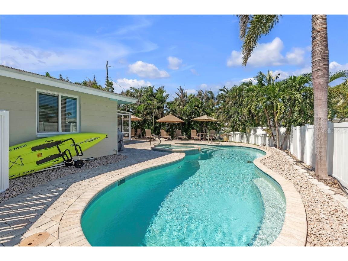 204 83rd Street Holmes Beach FL 34217 A4668093 image28