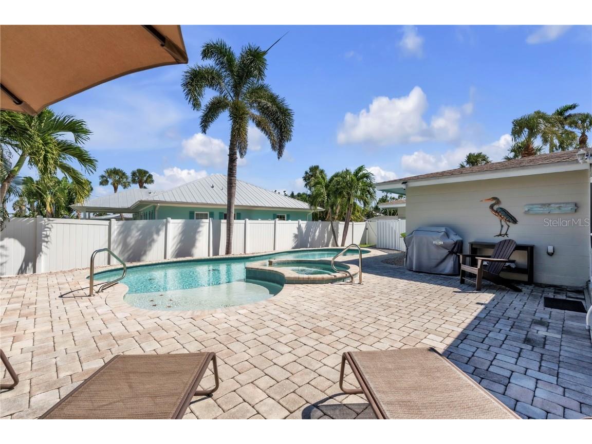 204 83rd Street Holmes Beach FL 34217 A4668093 image30