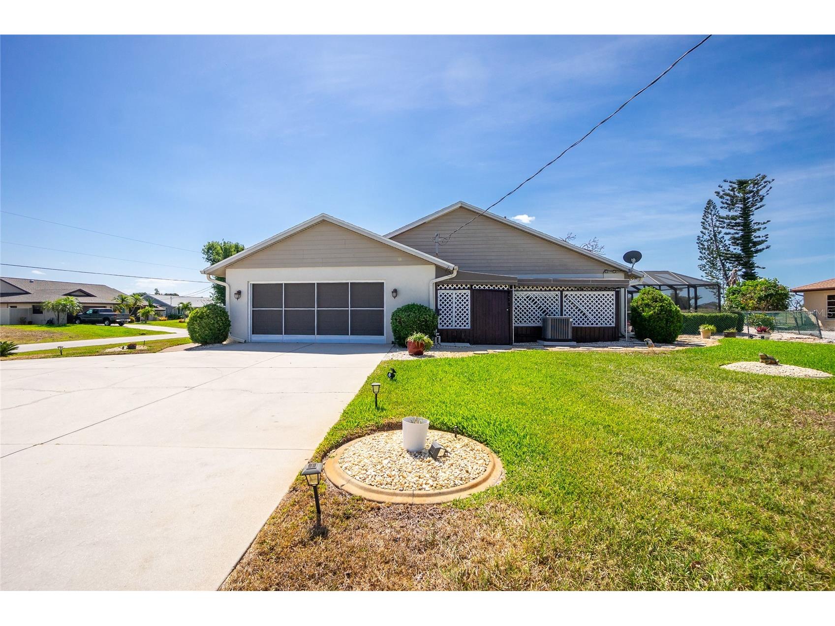 204 Bunker Road Rotonda West FL 33947 D6142154 image1