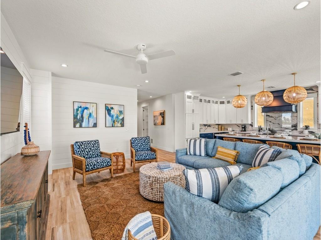 204 Coolidge Drive Sarasota FL 34236 A4692051 image5
