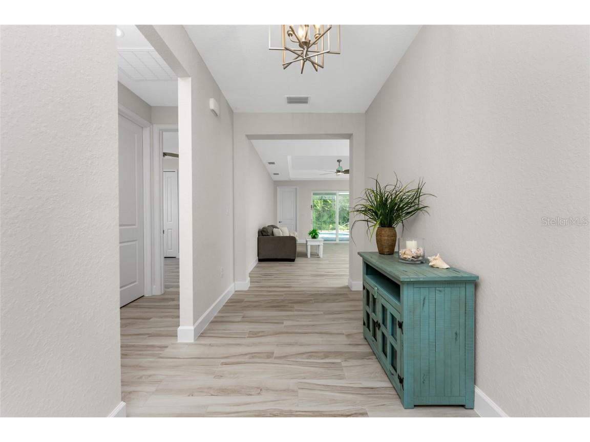 204 Cougar Way Rotonda West FL 33947 D6143463 image10