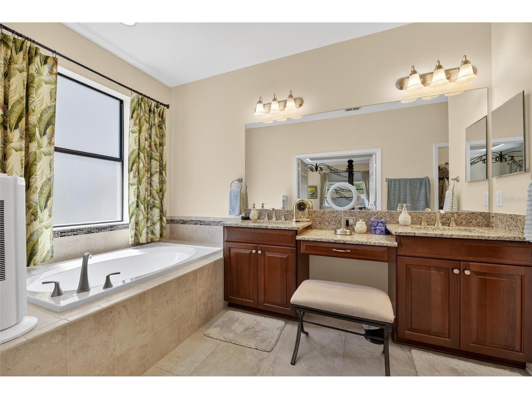 204 Dakota Hill Drive Seffner FL 33584 TB8513097 image49
