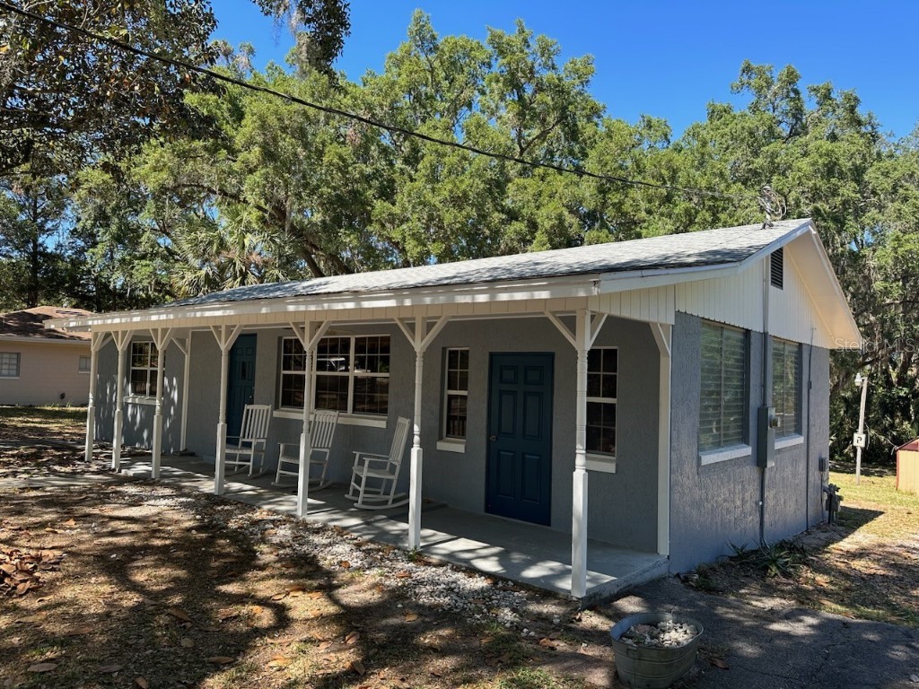 204 E Catawba Street Fruitland Park FL 34731 G5066566 image1