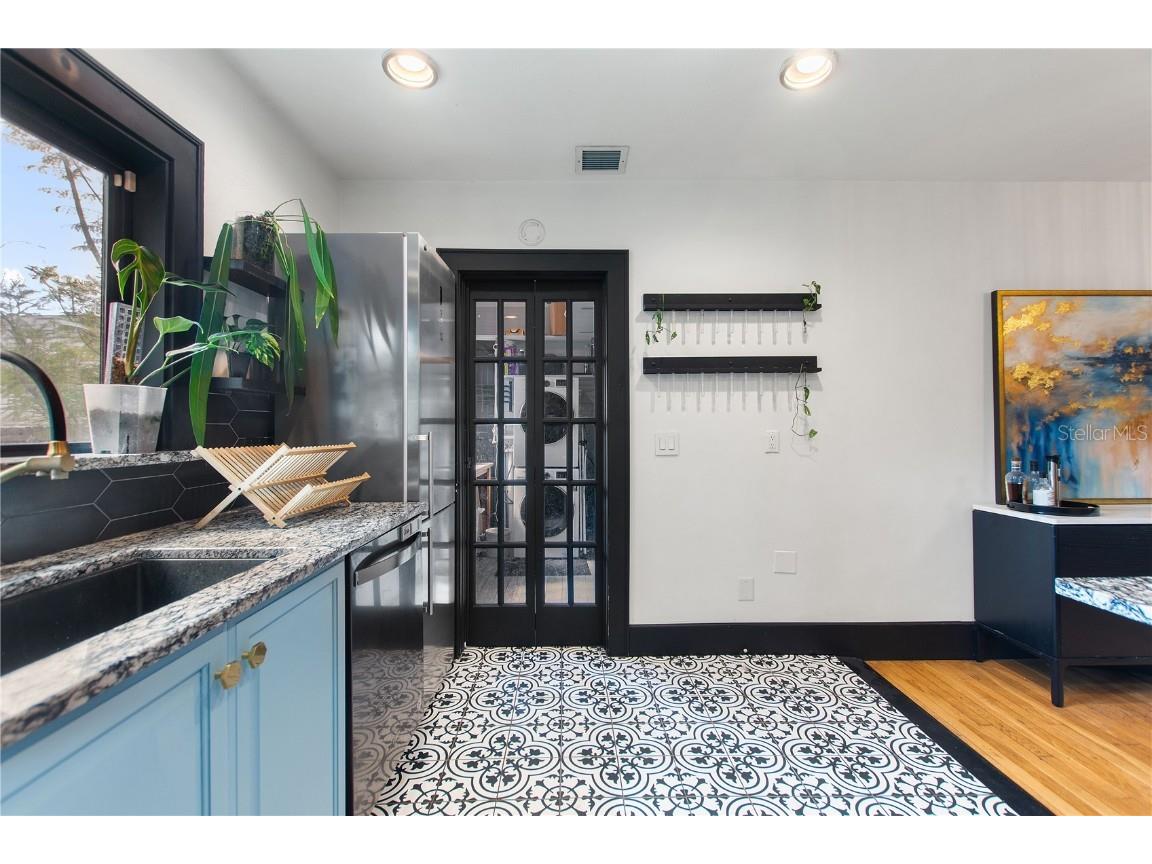 204 E Harvard Street Orlando FL 32804 S5137029 image11