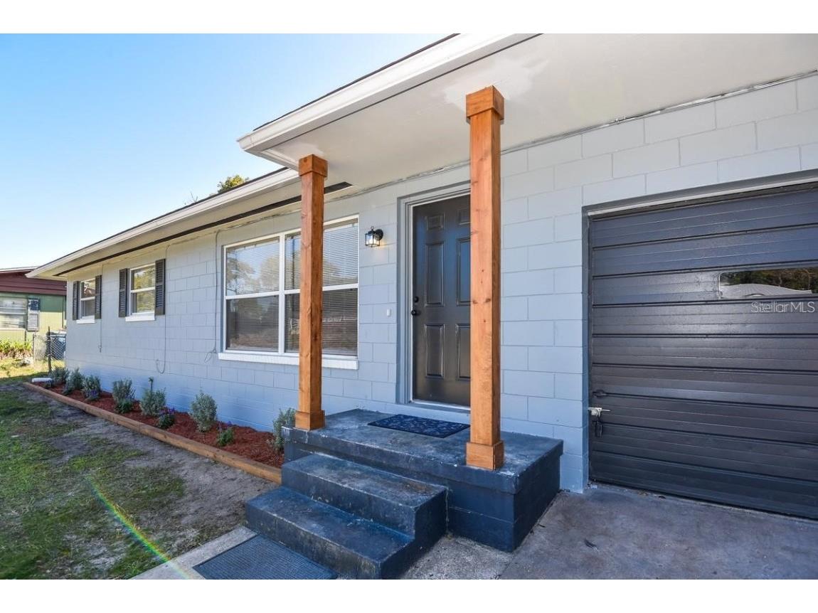 204 E Rosehill Avenue Deland FL 32724 O6111158 image1