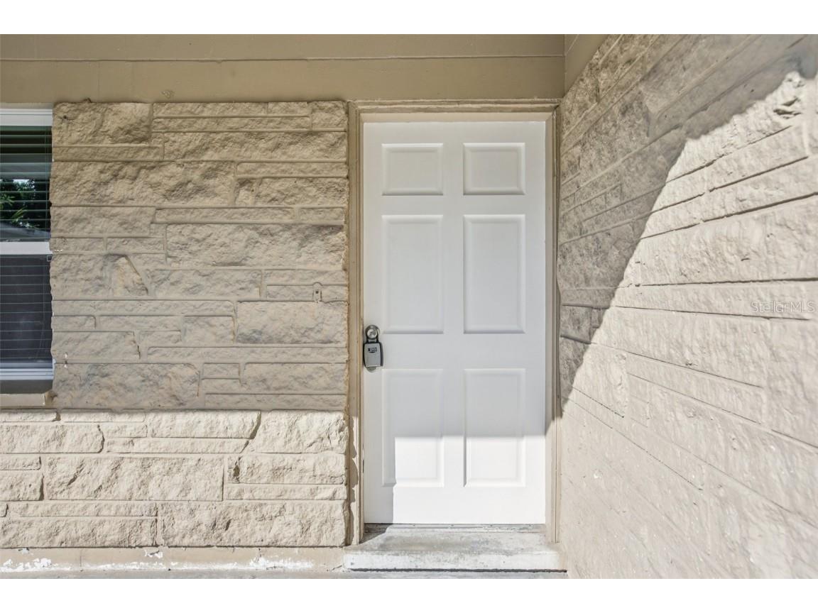 204 E Shell Point Road Ruskin FL 33570 TB8450870 image2