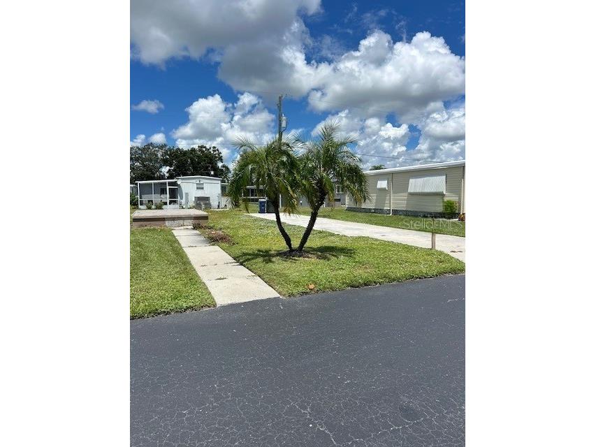 204 Freeport Drive Sarasota FL 34233 A4663279 image1