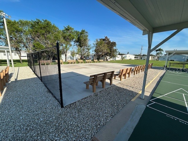 204 Freeport Drive Sarasota FL 34233 A4663279 image10