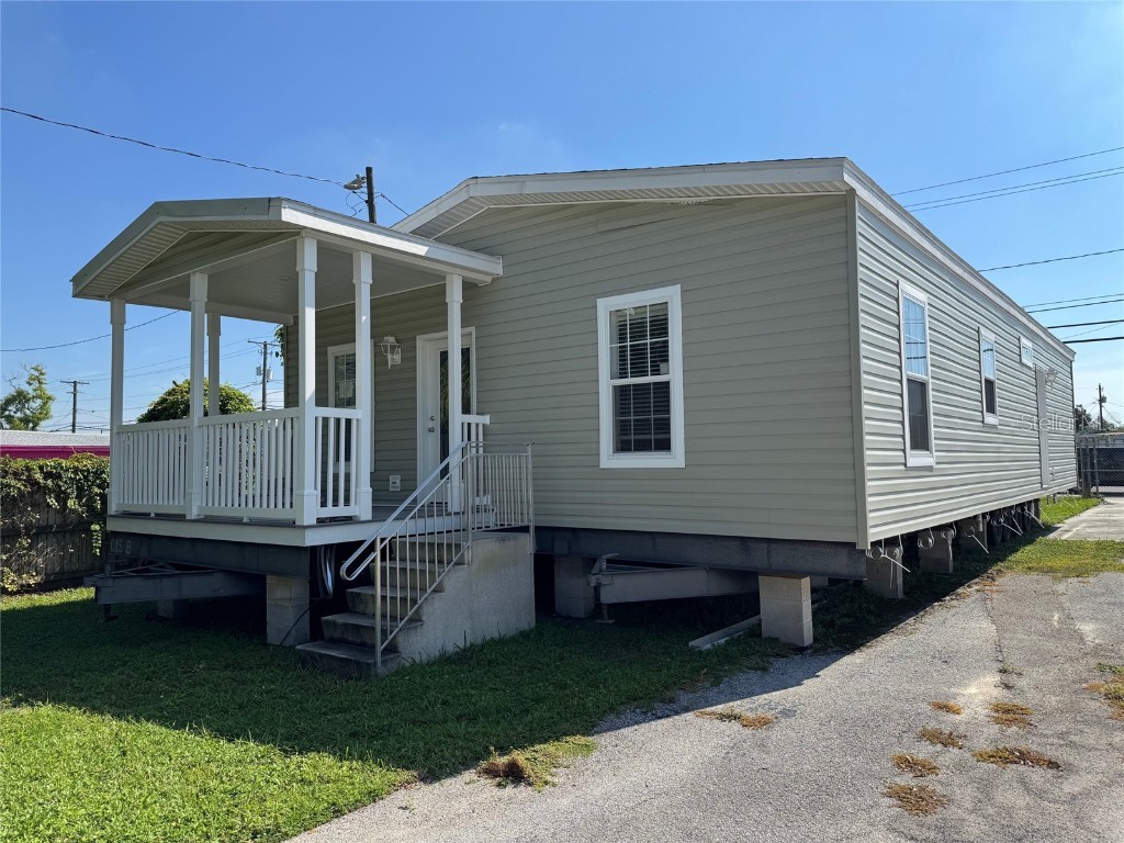 204 Freeport Drive Sarasota FL 34233 A4663279 image15