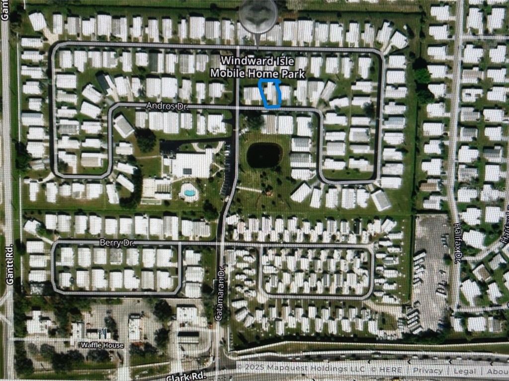 204 Freeport Drive Sarasota FL 34233 A4663279 image2