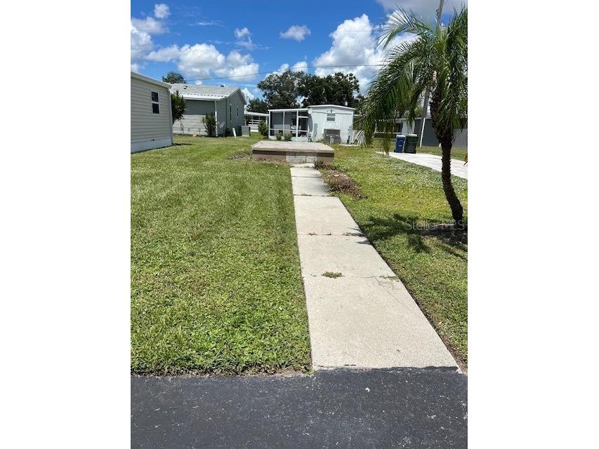 204 Freeport Drive Sarasota FL 34233 A4663279 image5