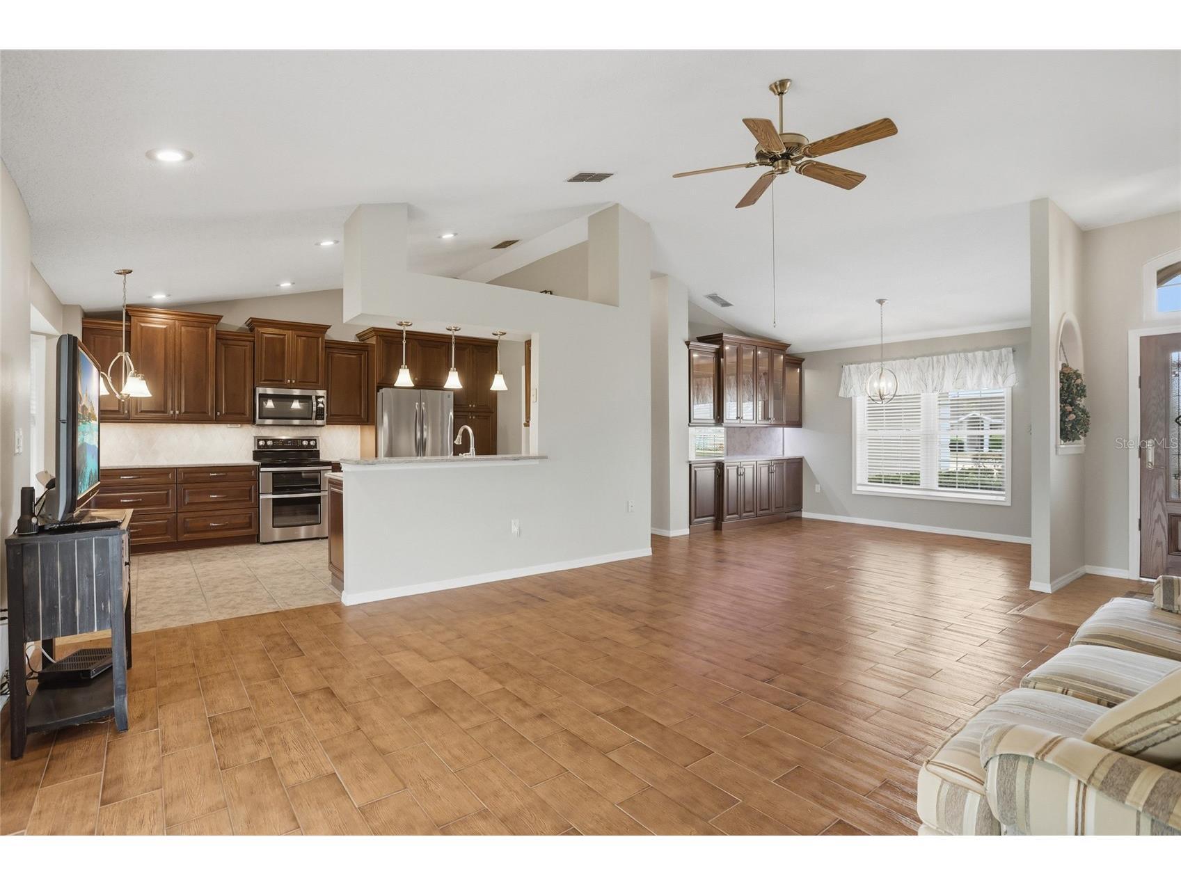 204 Greenwich Street Davenport FL 33896 A4691872 image14