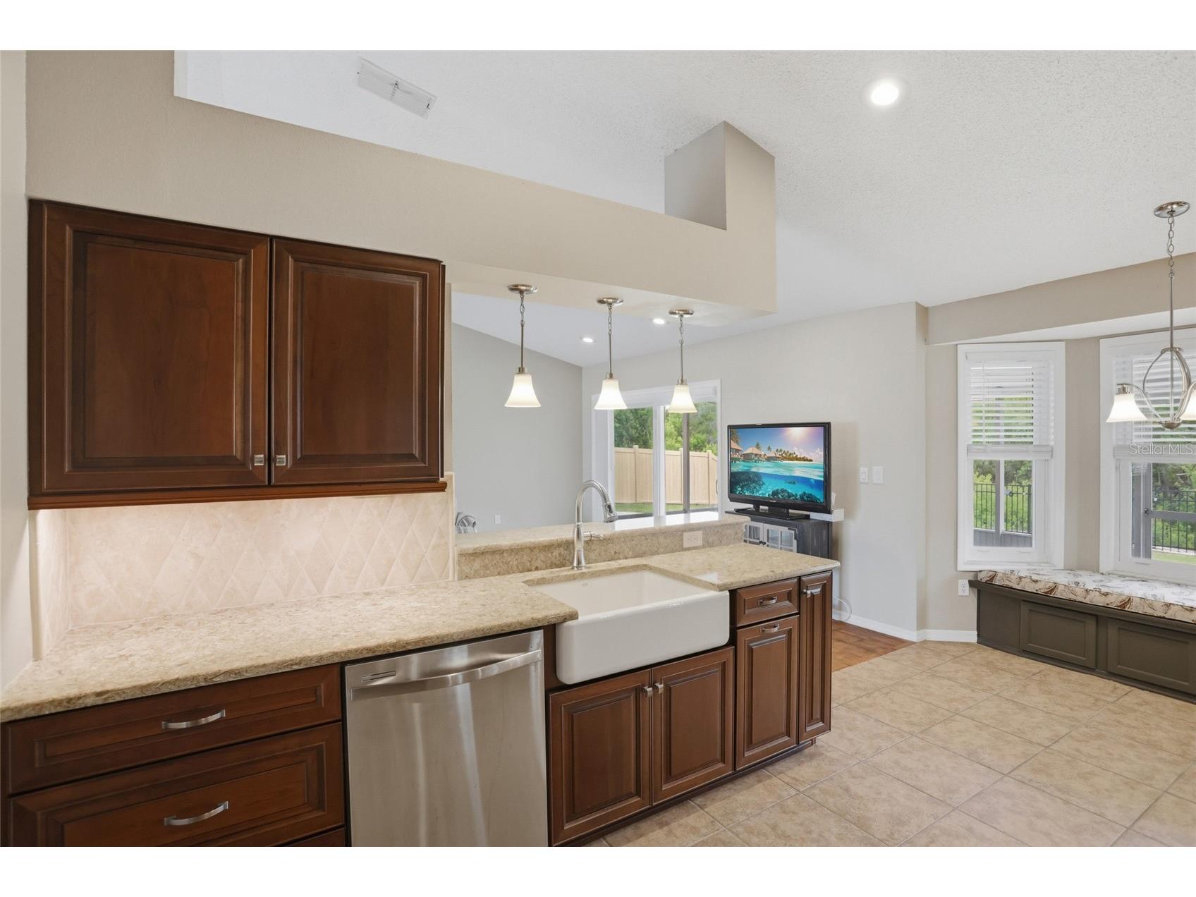 204 Greenwich Street Davenport FL 33896 A4691872 image19