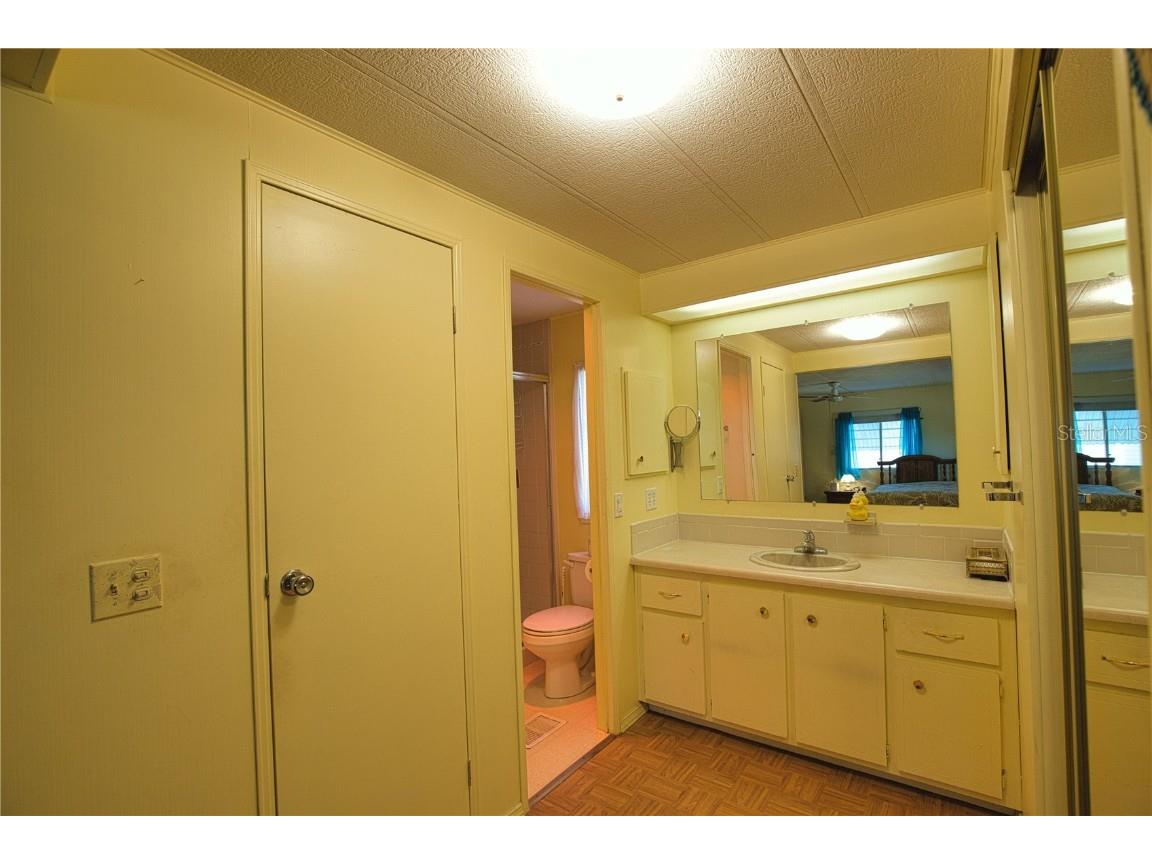 204 La Costa North Port FL 34287 TB8346287 image32