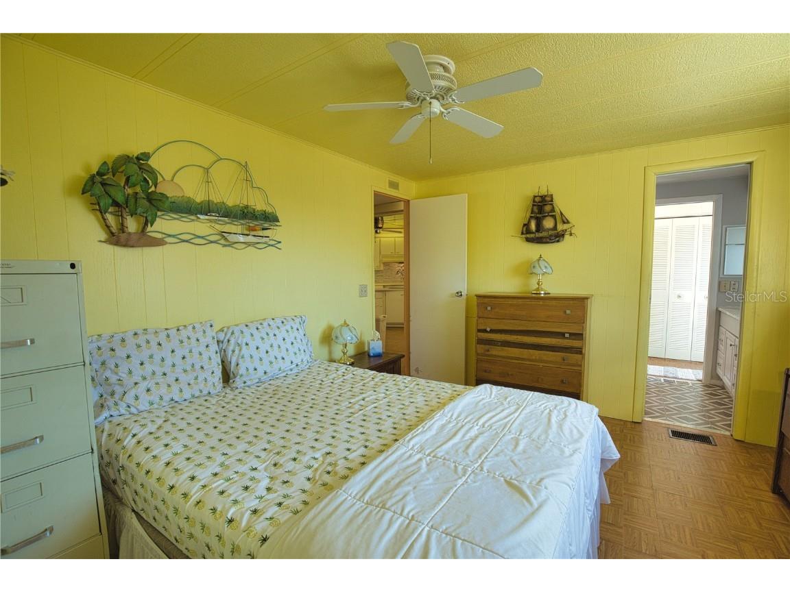 204 La Costa North Port FL 34287 TB8346287 image37