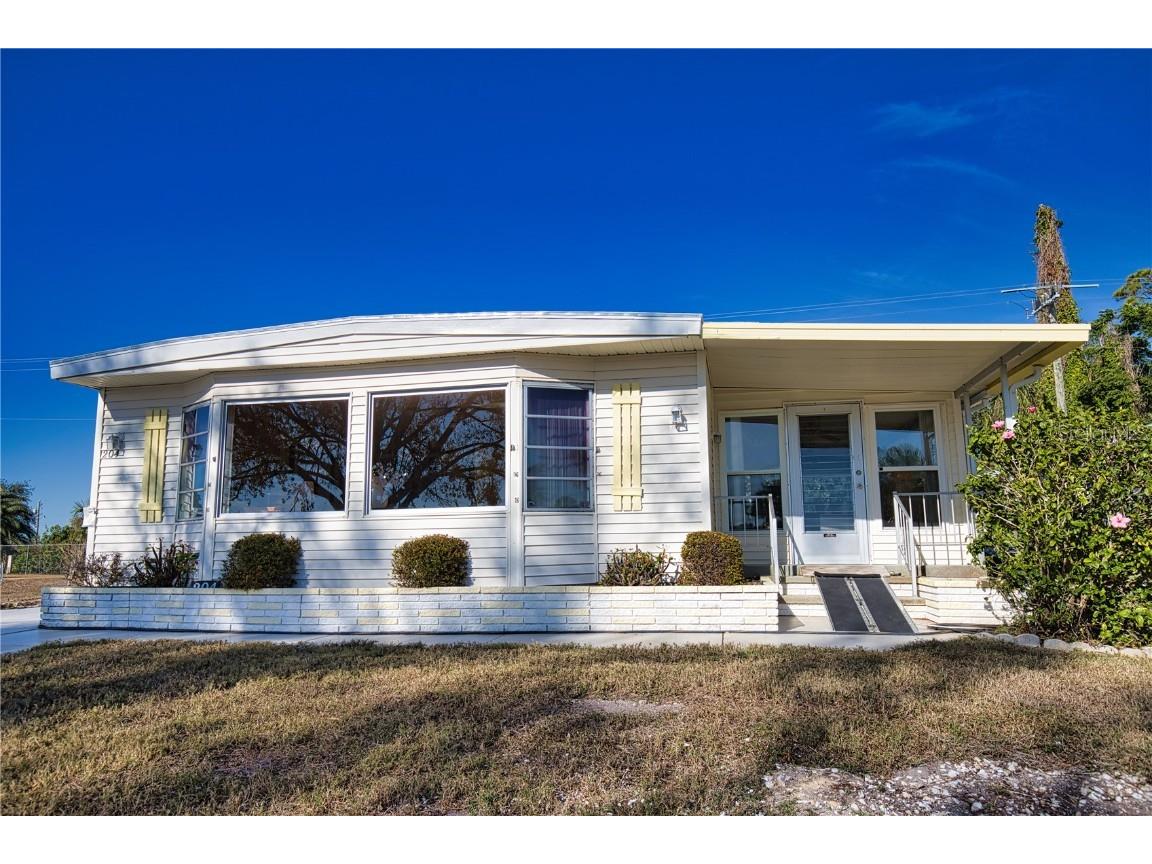 204 La Costa North Port FL 34287 TB8346287 image8