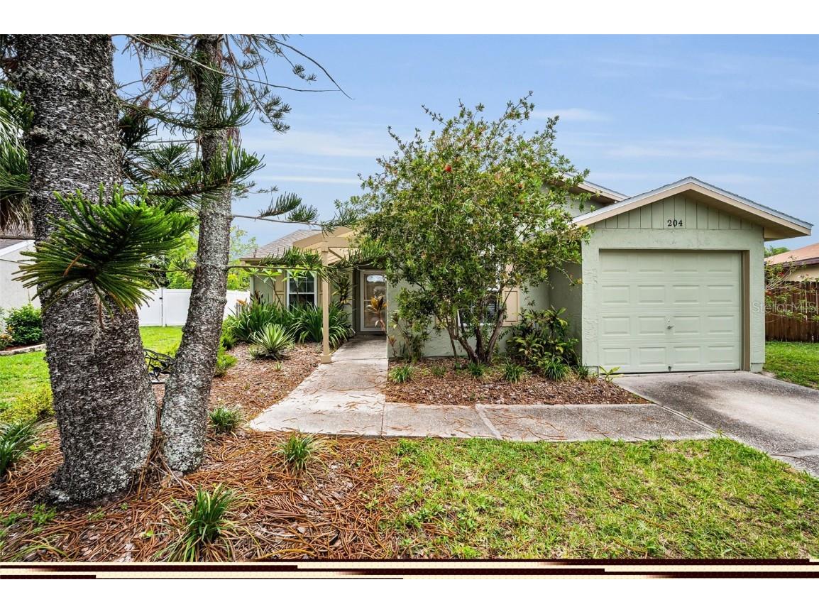 204 Lake Charles Court Oldsmar FL 34677 TB8389924 image1