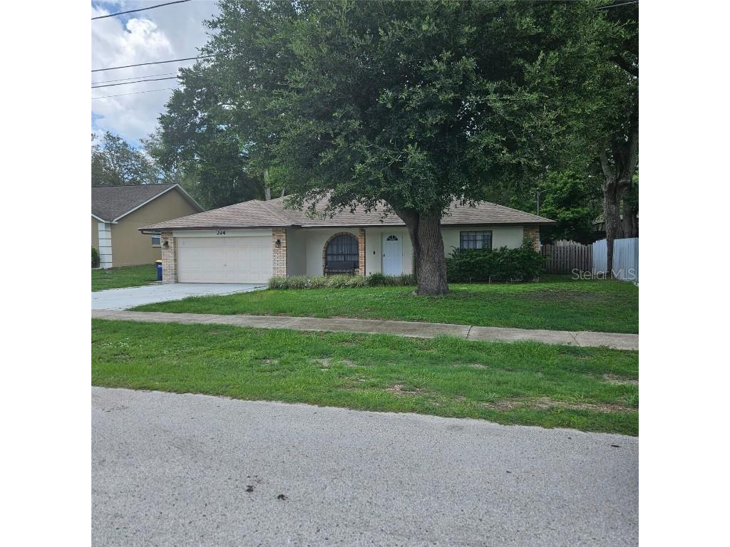 204 Madison Street Minneola FL 34715 TB8398173 image1