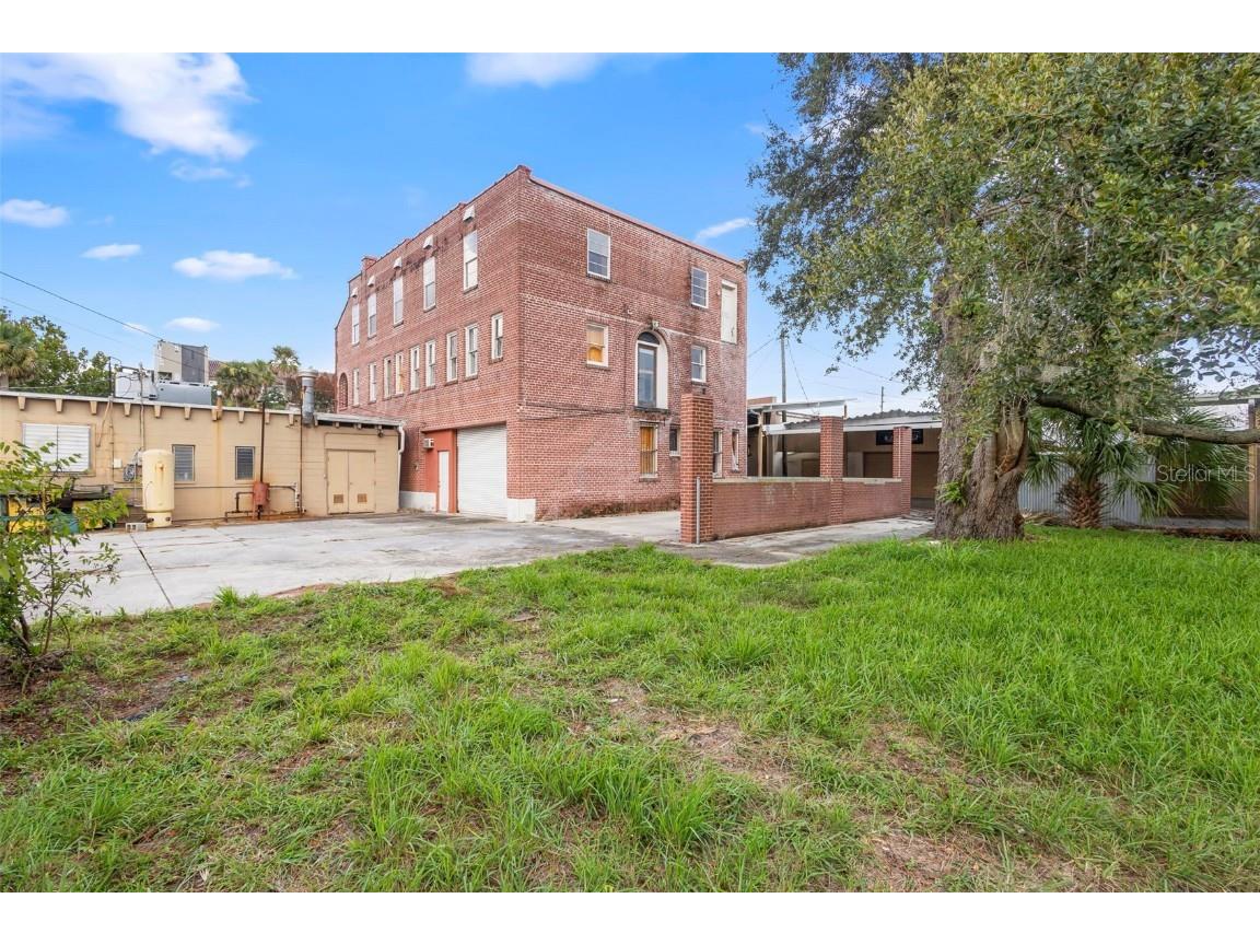 204 Magnolia Street New Smyrna Beach FL 32168 V4944223 image10