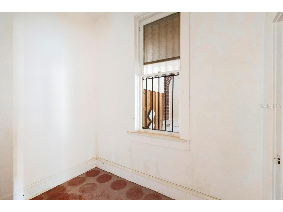 204 Magnolia Street New Smyrna Beach FL 32168 V4944223 image23