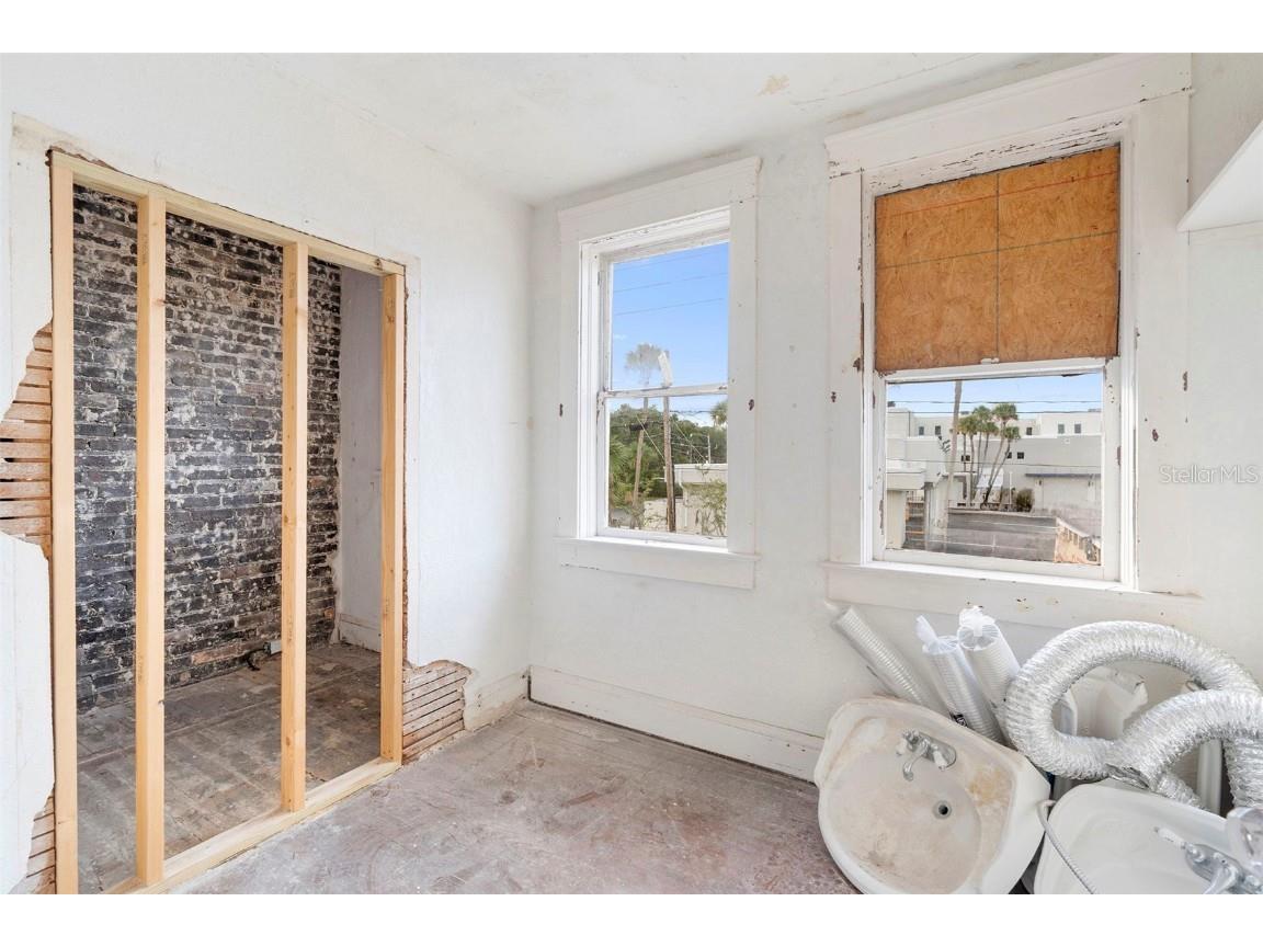 204 Magnolia Street New Smyrna Beach FL 32168 V4944223 image31