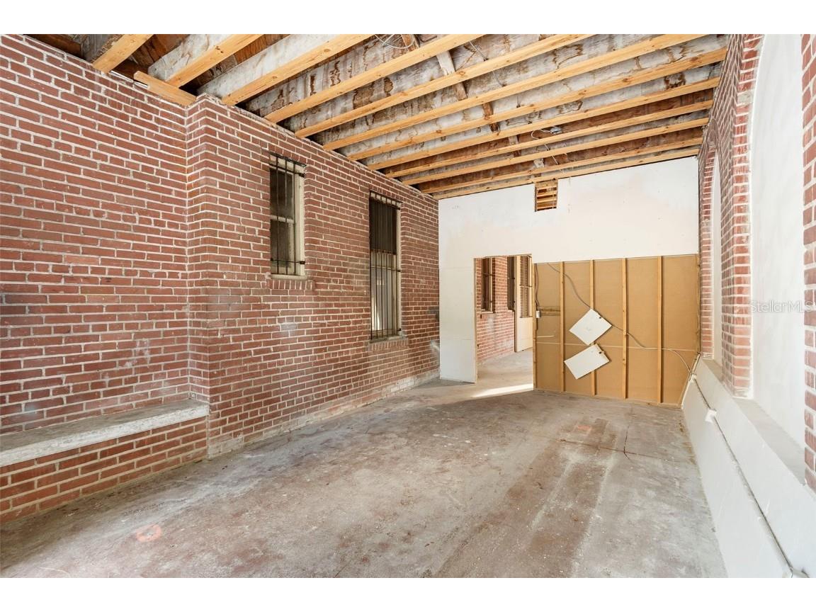 204 Magnolia Street New Smyrna Beach FL 32168 V4944223 image54