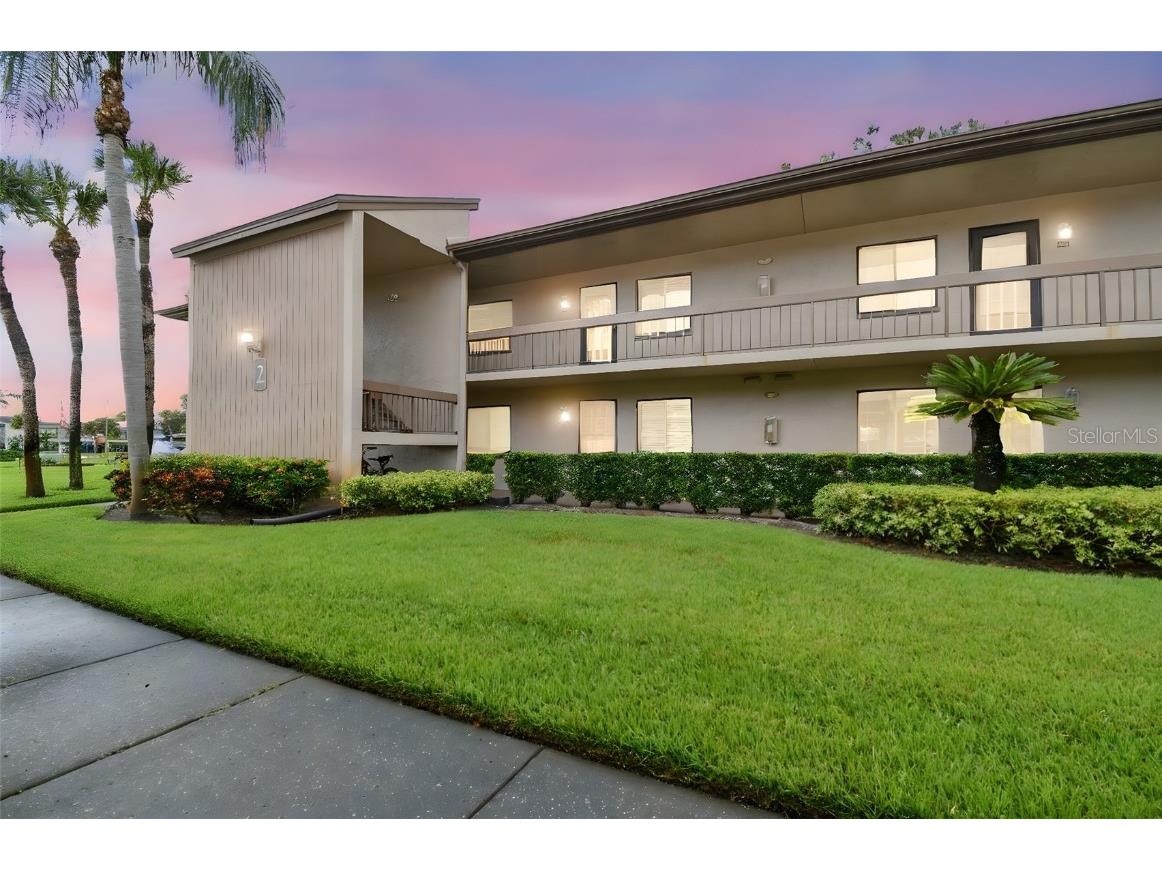 204 Mary Drive Oldsmar FL 34677 TB8423438 image1