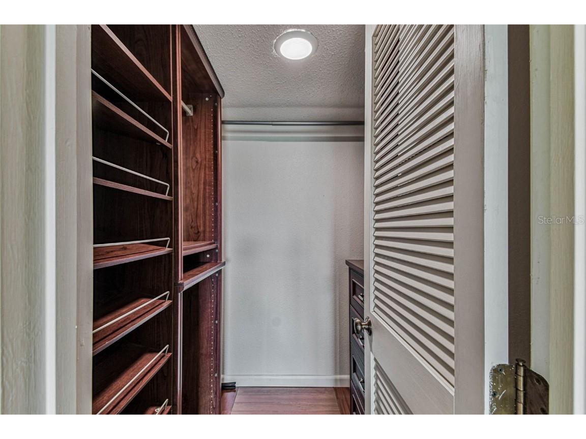 204 Mary Drive Oldsmar FL 34677 TB8423438 image32