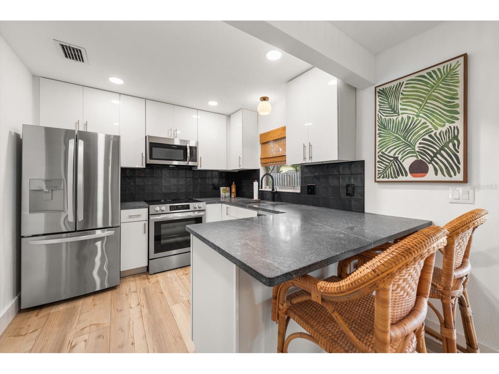 204 Mindy Drive Largo FL 33771 TB8507681 image11