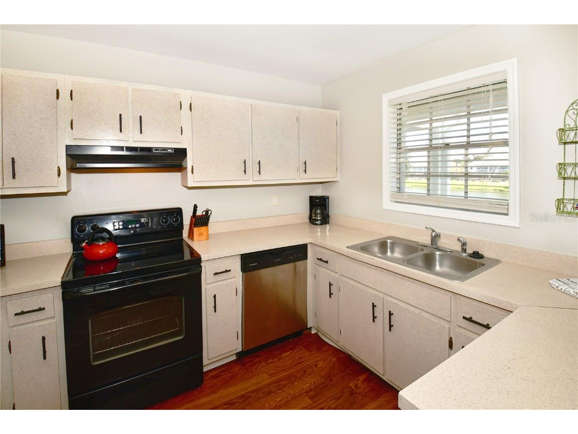 204 Pompano Drive SE #D Saint Petersburg FL 33705 - BIG BAYOU TB8395961 image12