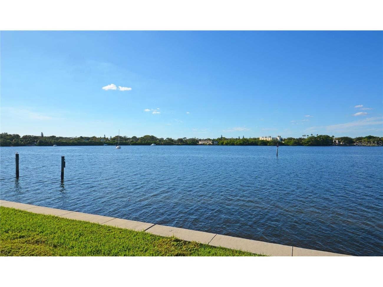204 Pompano Drive SE #D Saint Petersburg FL 33705 - BIG BAYOU TB8395961 image47