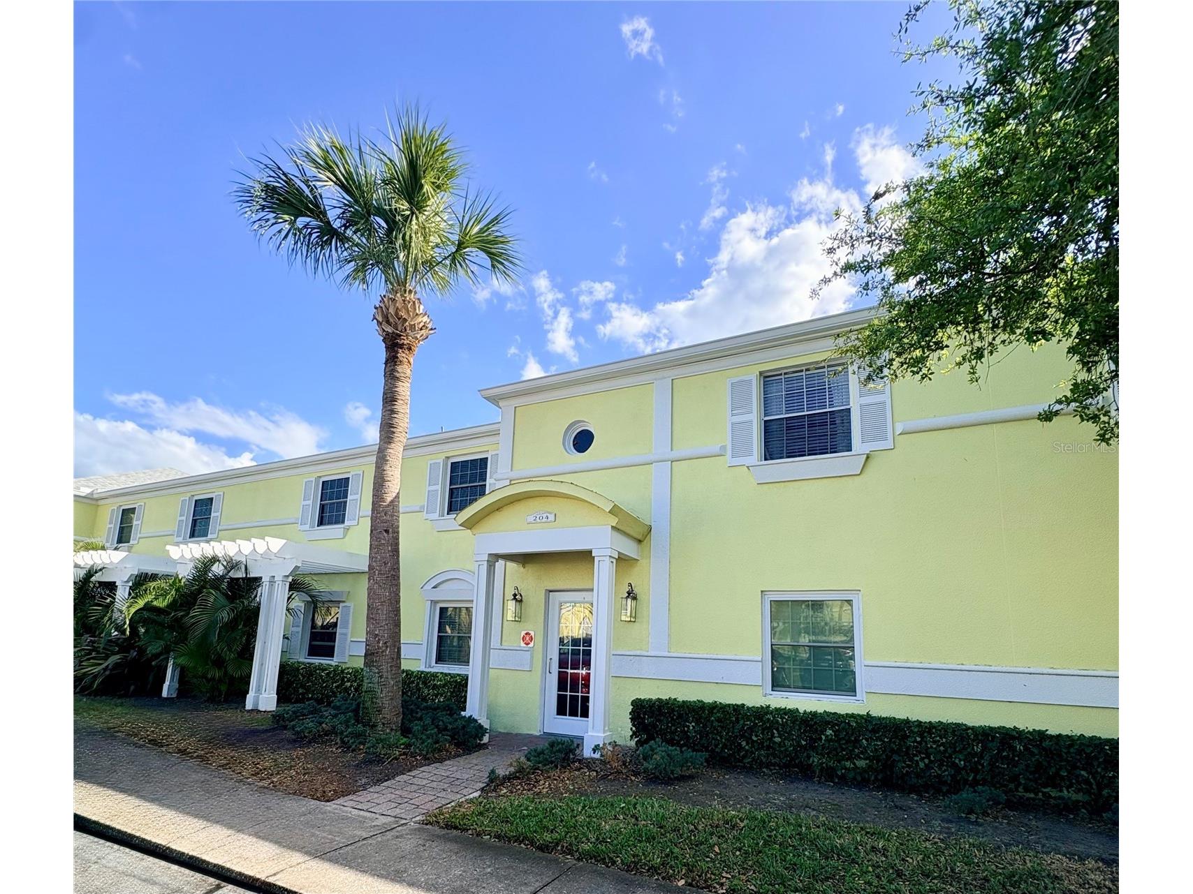 204 Pompano Drive SE #D Saint Petersburg FL 33705 - BIG BAYOU LAKE TB8489225 image2
