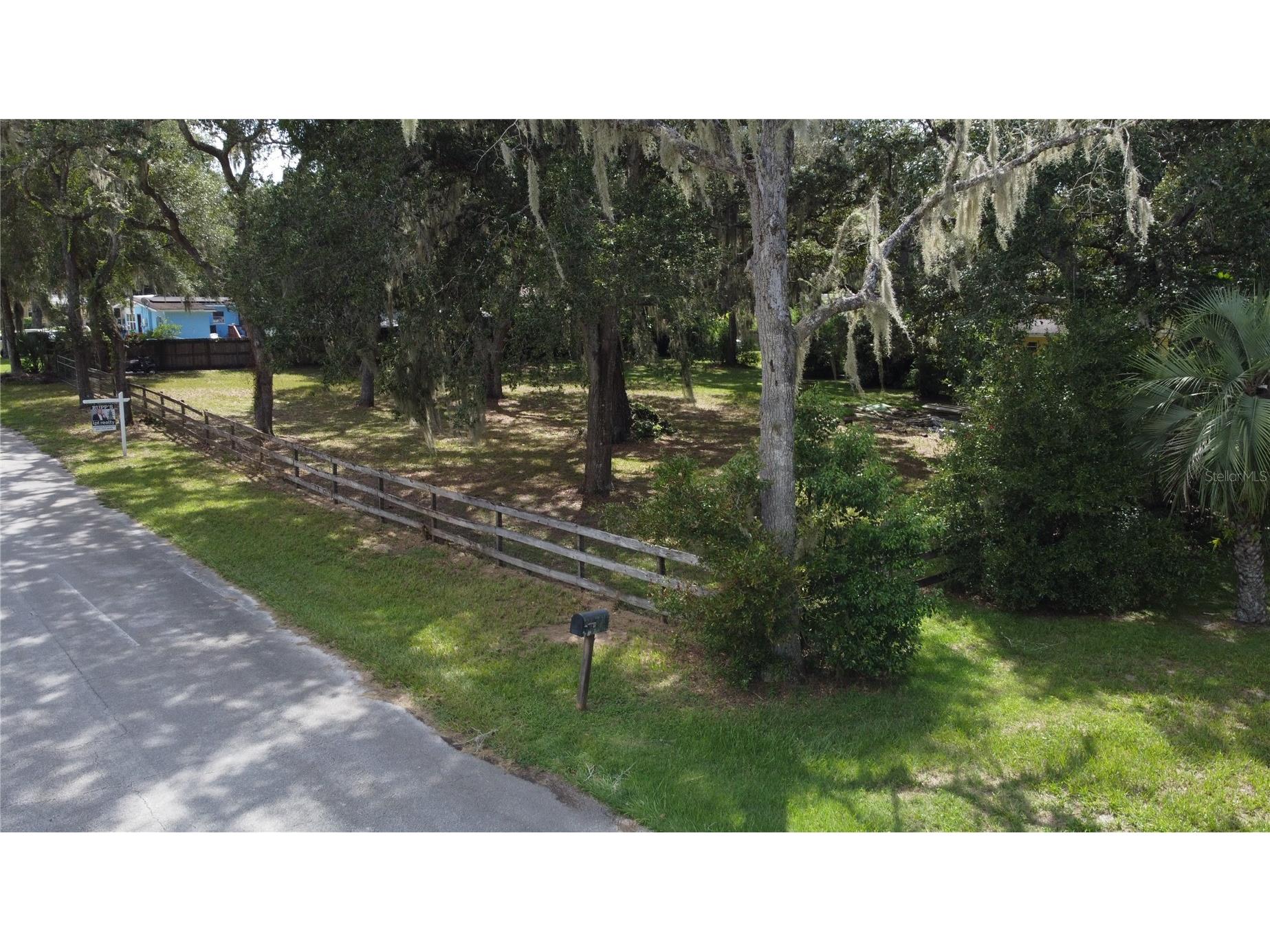 204 Ramano Avenue De Leon Springs FL 32130 V4942811 image1