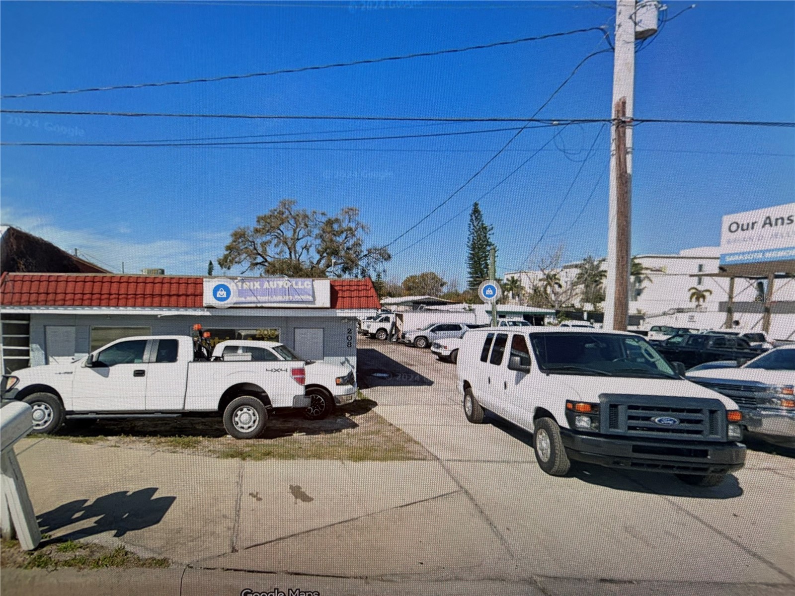 204 S Tamiami Trail S Nokomis FL 34275 J1002859 image1