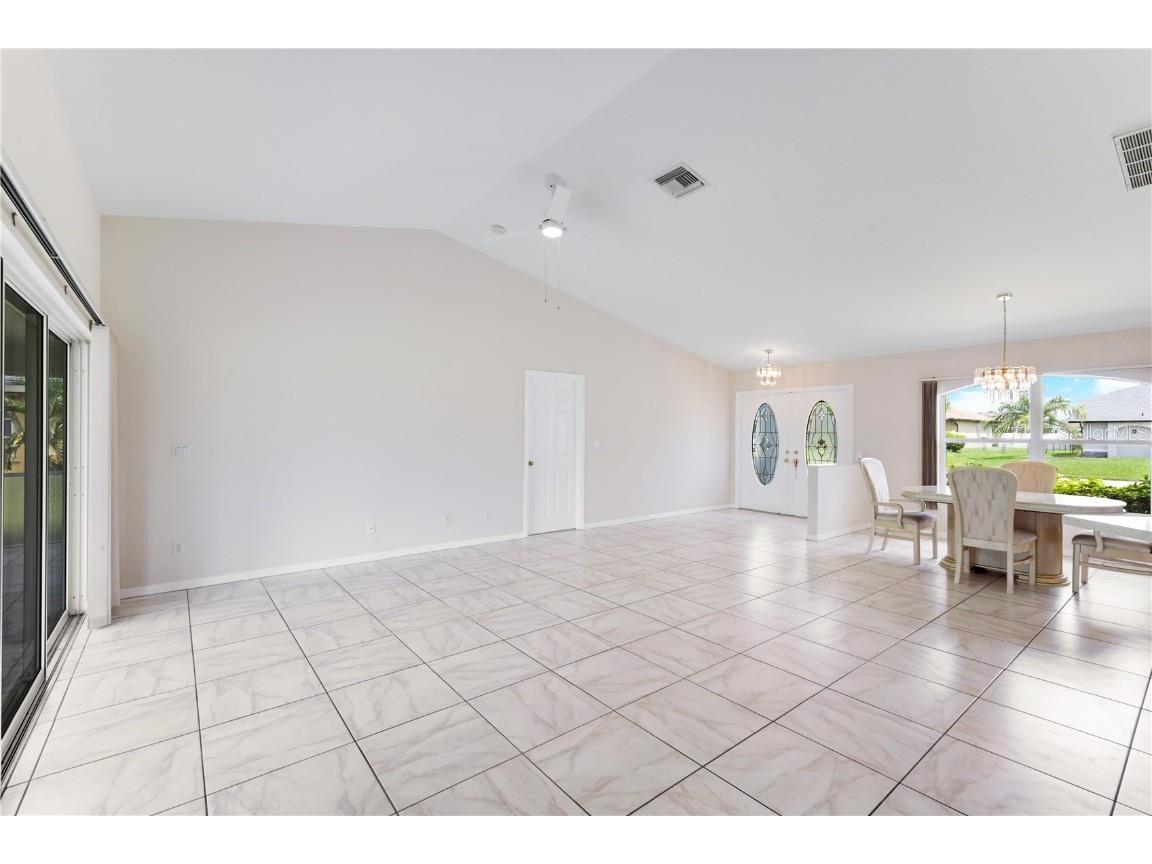 204 SE 19th Terrace Cape Coral FL 33990 A4657764 image7