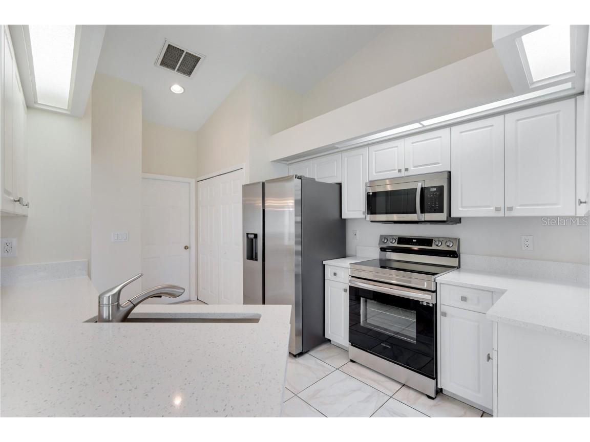204 SE 19th Terrace Cape Coral FL 33990 A4657764 image8