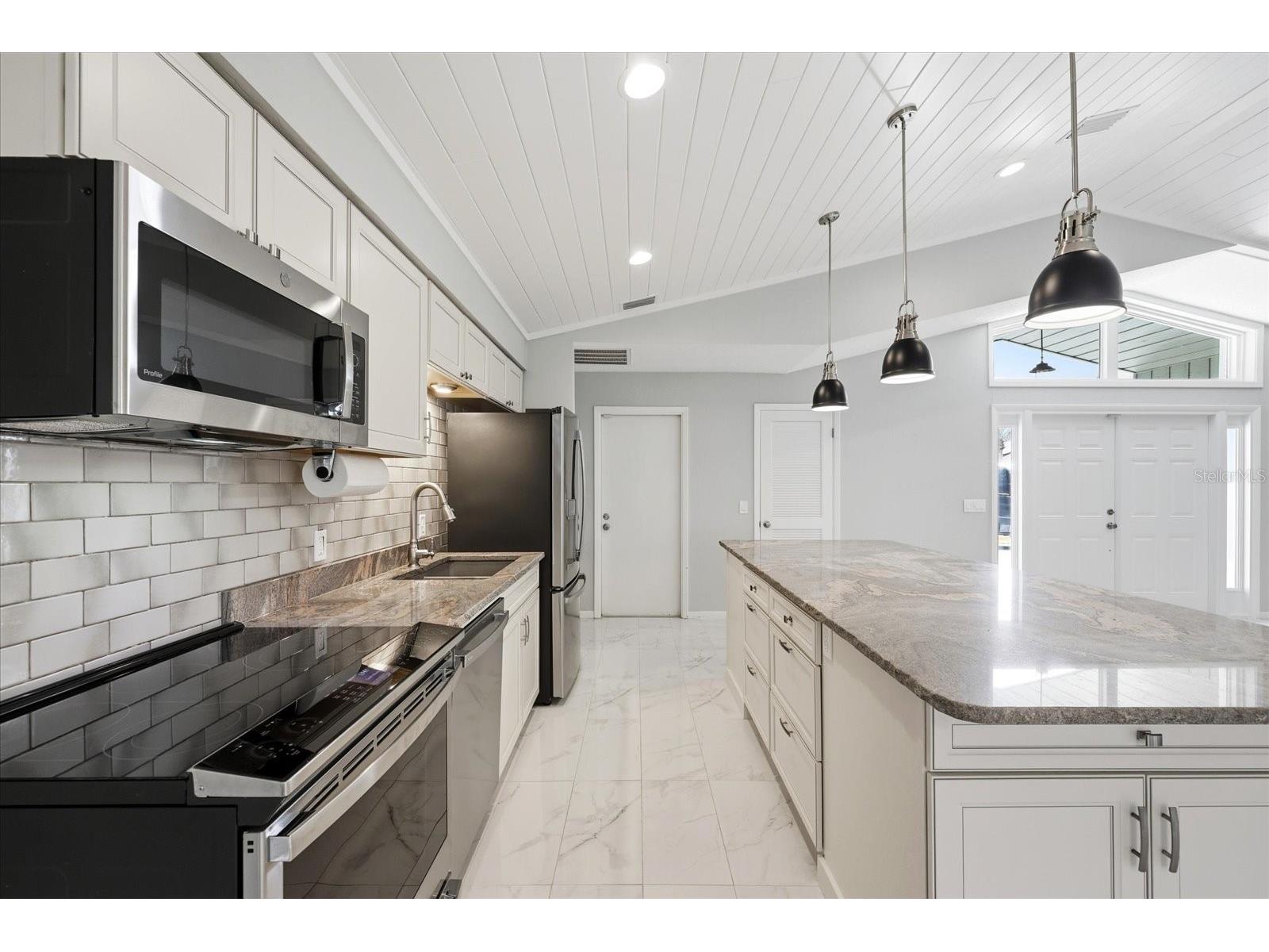 204 SE 2nd Avenue Crystal River FL 34429 TB8471351 image8