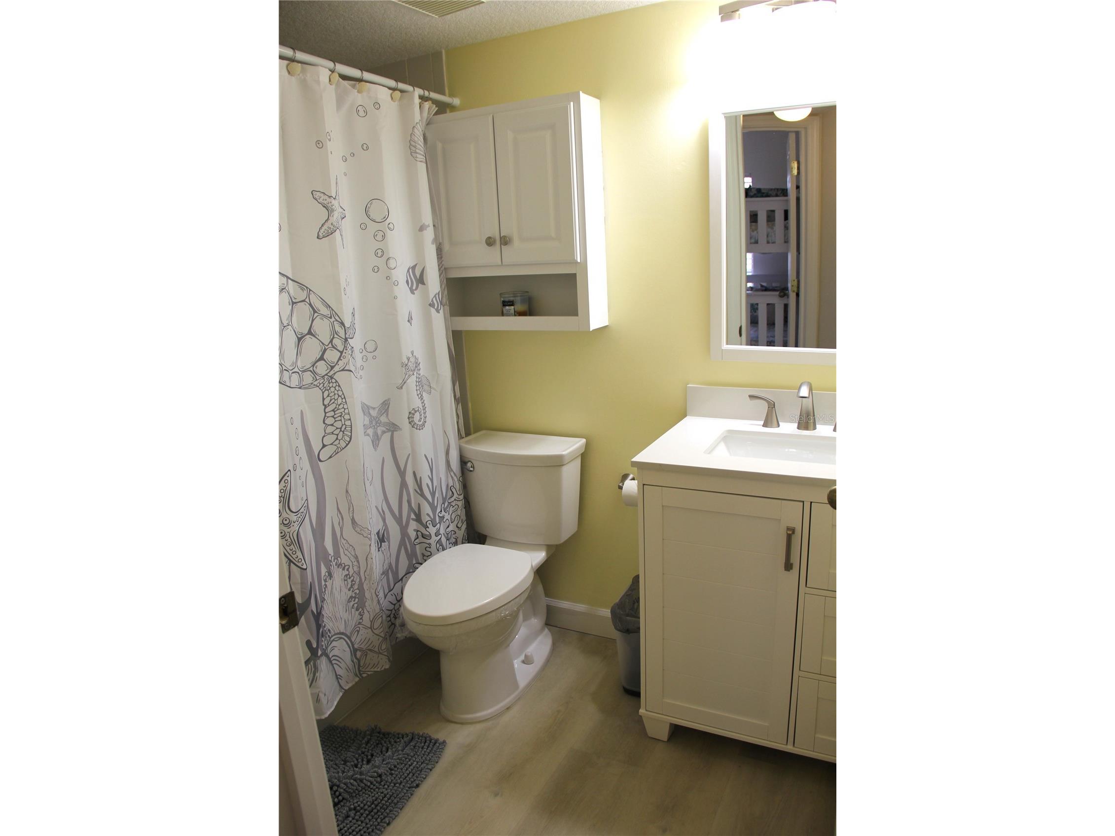 204 Silver Lake Drive #102 Venice FL 34292 A4685318 image23