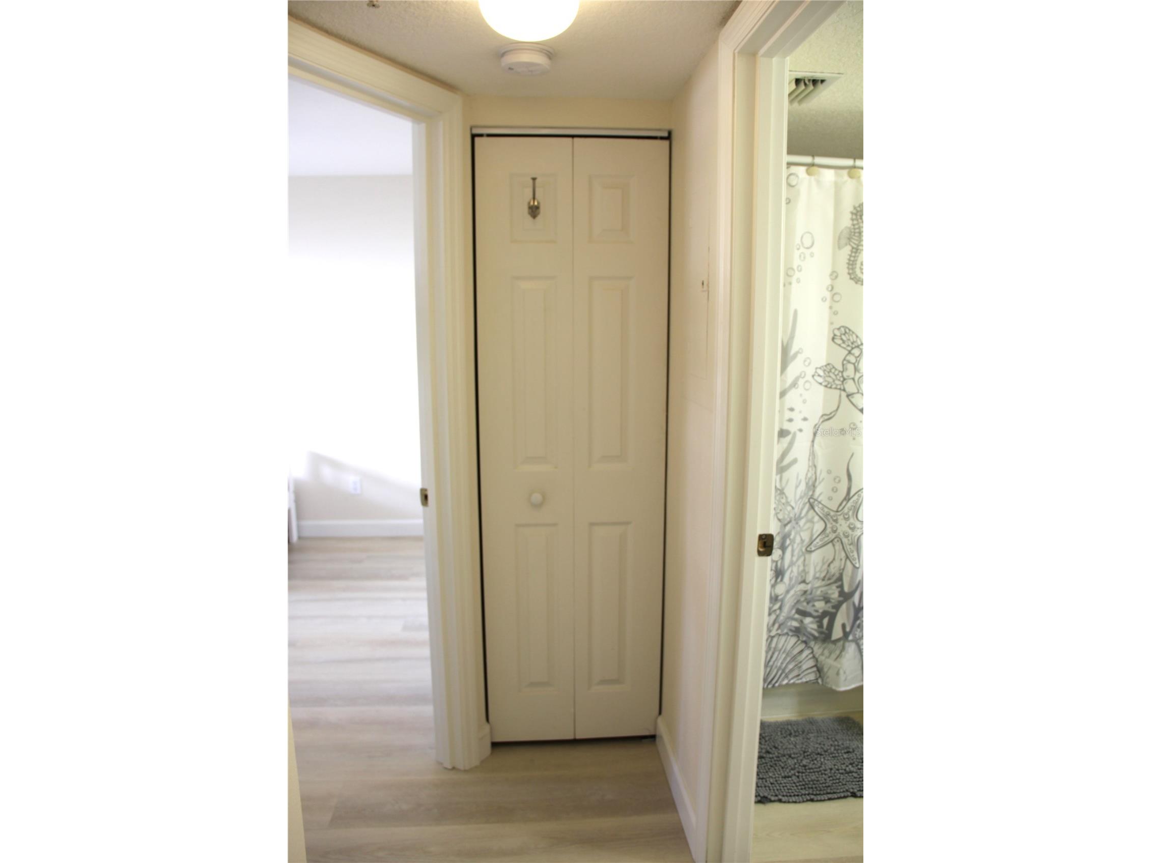 204 Silver Lake Drive #102 Venice FL 34292 A4685318 image24