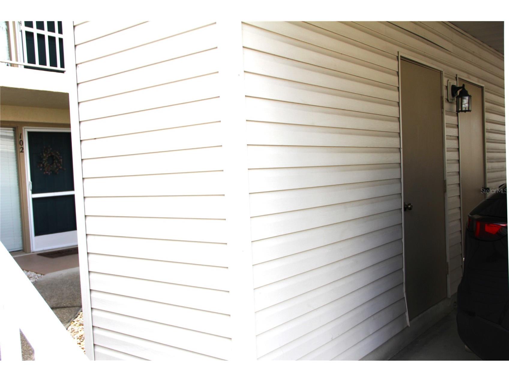 204 Silver Lake Drive #102 Venice FL 34292 A4685318 image3