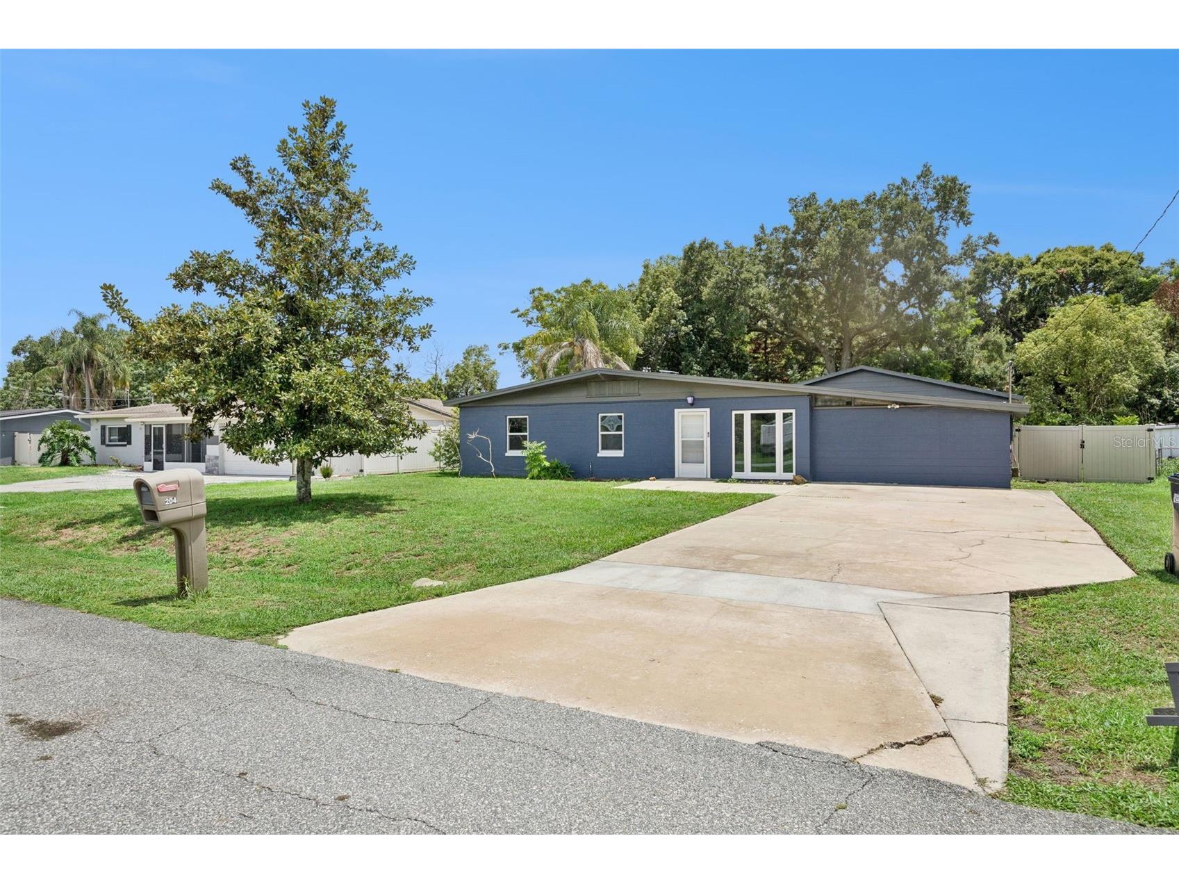 204 W Buchanon Avenue Orlando FL 32809 O6421542 image1